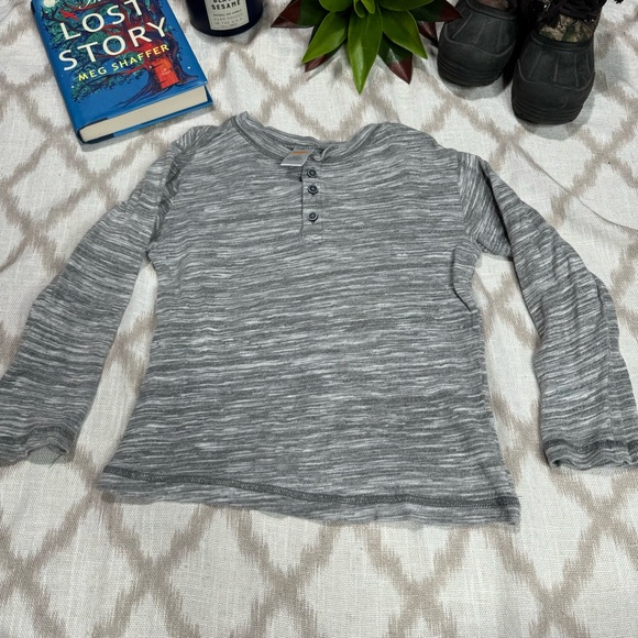 Neutral hoodies & long sleeve shirts 6/7 - Picture 7 of 10